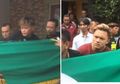 Haru, Detik-Detik Sule dan Rizky Febian Gotong Keranda Jenazah Lina untuk Diantar ke Peristirahatan Terakhirnya