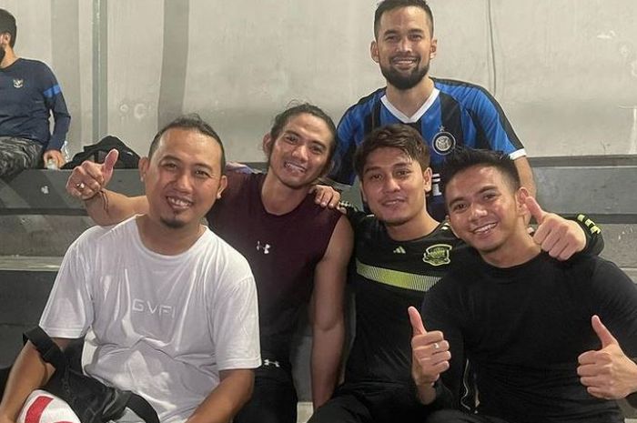 Rizky DA akhirnya bertemu dengan Rizky Billar, suami dari mantan pacarnya Lesti Kejora yang sudah dikencani selama 5 tahun.