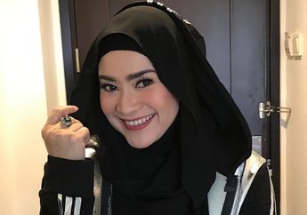 Betah Menjanda Selama 12 Tahun, Jangan Kaget Saat Lihat Hunian Ikke Nurjanah, Hidup di Rumah Sederhana dengan Dapur Sempit