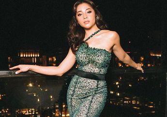 Jadi Miliarder Muda, Begini Gaya Nikita Willy dalam Balutan Halter Neck Dress Saat Sesi Pemotretan Bisnis Barunya di Bali