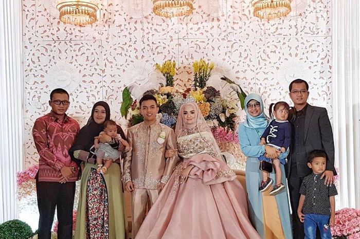 Banyak Yang Penasaran Ini Dia Undangan Resmi Ngunduh Mantu