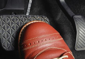 Kaki Anti Pegel Saat Kendarai Mobil Matik di Kondisi Macet, Cukup Pindahin Tuasnya Saja