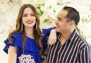 Bikin Tepuk Jidat! Ardi Bakrie Tengah Kalang Kabut Pikirkan Gaji Karyawan, Nia Ramadhani Malah Dengan Pede Minta Satu Ruangan Khusus untuk Berjoget TikTok Pada Sang Mertua