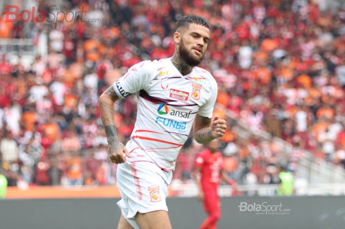 Jika Syarat Ini Tak Dipenuhi, Diego Michiels Ogah ke Arema FC - Halaman