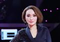 Hadiri Ultah Anak Olla Ramlan, Penampilan Seksi Zaskia Gotik Tenteng Tas Harga Hampir 1 Miliar Rupiah Jadi Sorotan!