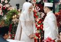 Resmi Lepas Status Janda, Dian Pelangi Tampil Cantik dalam Balutan Busana Pengantin Mandailing di Pesta Pernikahan Keduanya