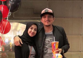 Mulut Terkunci Rapat Usai Sebulan Lepas dari Pelukan Engku Emran, Laudya Cynthia Bella Mendadak Unggah Foto Lawas Saat Masih Jadi Istri Jutawan Malaysia dan Singgung Hari Pembebasan, Ada Apa?