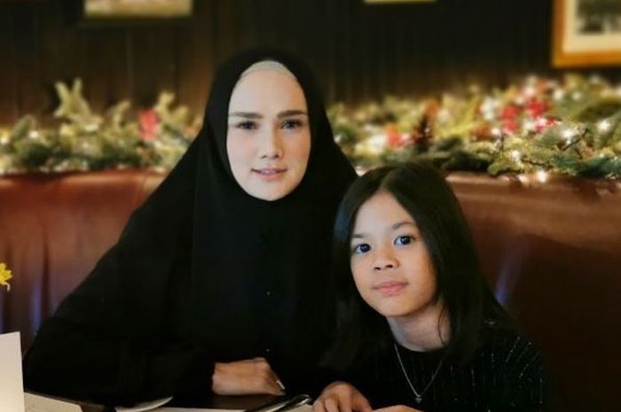 Mulan Jameela dan Safeea Ahmad