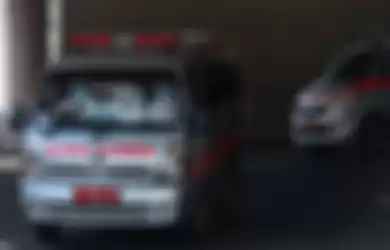 Mobil ambulans salah satu yang dapat prioritas di jalan raya (ilustrasi)