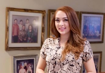 Jadi Istri Pangeran Keraton Solo, Dokter Reisa Broto Asmoro Kepergok Pakai Tas Rp258 Juta Saat Hadiri Sebuah Acara