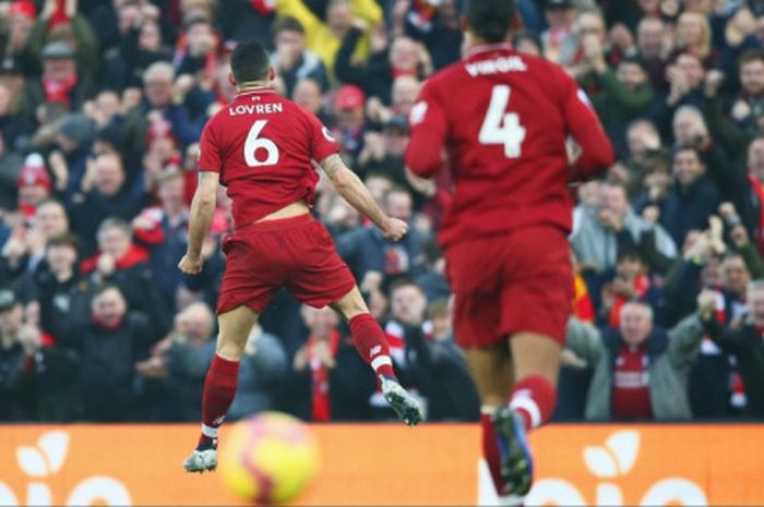 Selebrasi Dejan Lovren saat membobol gawang Newcastle United di Stadion Anfield dalam lanjutan Liga Inggris.