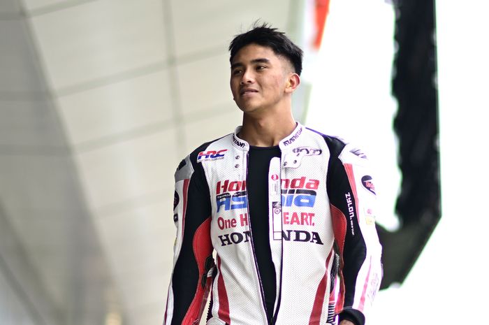Pembalap Indonesia, Mario Aji siap menggila di Moto3 Inggris 2023.