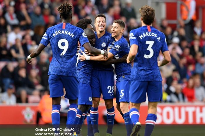 Selebrasi pemain Chelsea saat menang atas Southampton, di St Mary's Stadium, pada laga pekan ke-8 Liga Inggris, Minggu (6/10/2019). 