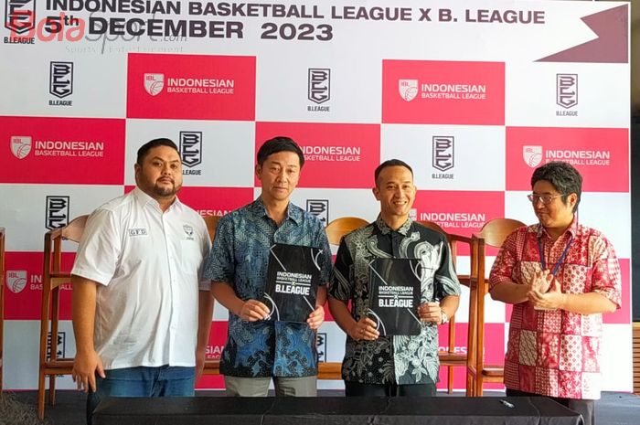 Penandatanganan MoU antara Indonesian Basketball League (IBL) dan Liga Jepang, B. League, yang dilaksanakan di kawasan Senayan, Jakarta Selatan, Selasa (05/12/2023).
