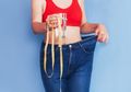 Minum Banyak Air Putih Dipercaya Bisa Turunkan Berat Badan, Benarkah?