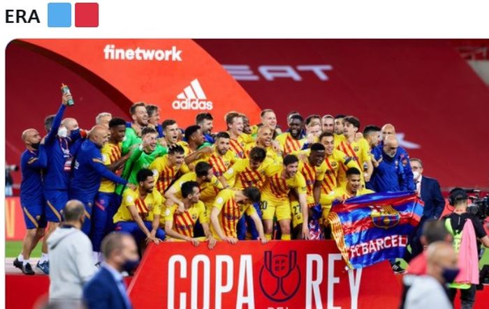 Momen pemain Barcelona merayakan keberhasilan mereka memenangkan Copa del Rey 2020-2021.