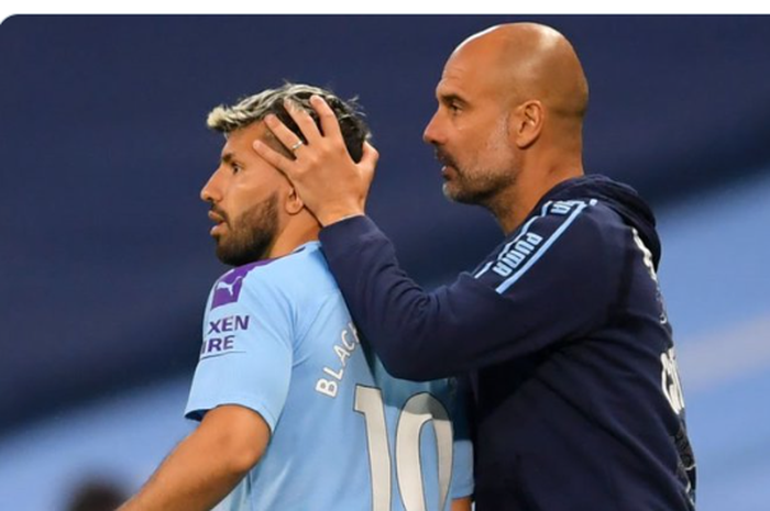 Momen Sergio Aguero (kiri) saat bersama dengan pelatihnya di Manchester City, Pep Guardiola.