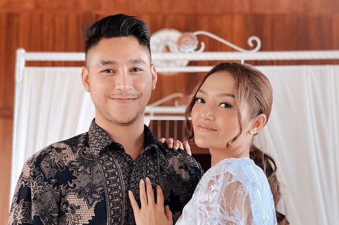 Krisjiana Baharudin dan Siti Badriah