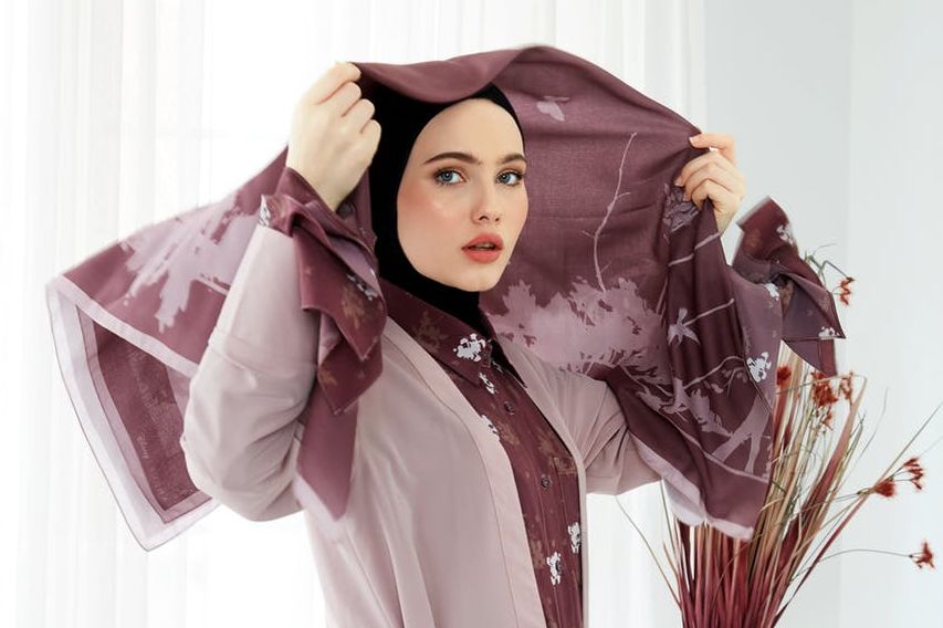4 Tren Model Hijab Yang Wajib Dimiliki Sepanjang Tahun 2020 Apa Saja Semua Halaman Stylo