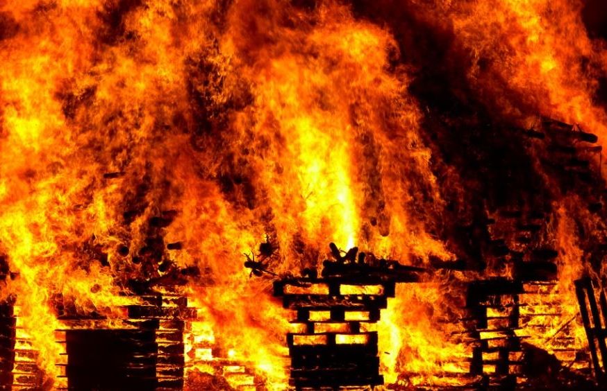 Arti Mimpi Kantor Kebakaran Ternyata Punya Makna Positif Soal Memulai Ulang  Karier, Berikut Penjelasannya