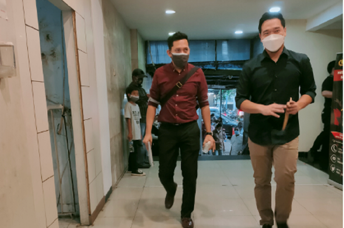 Michael Yukinobu Defretes kembali sambangi Polda Metro Jaya untuk wajib lapor, Senin (25/1/2021)