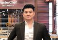 Istrinya Dikomen Nggak Bisa Masak, Chef Arnold Balas Menohok: Ya Maap Biniku Bukan Dijadiin ART Kayak Kamu