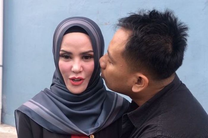 Angel Lelga dan Vicky Prasetyo.