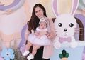Rela Tetap Momong Anak Saat Liburan di Australia, Momo Geisha Kepergok Bawa Tas Senilai Hampir Setengah Miliar Rupiah!