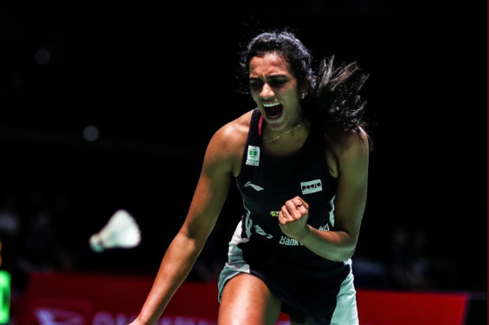 Pusarla Venkata Sindhu (PV Sinhu) berselebrasi saat melakoni final Kejuaraan Dunia 2019, di St. Jakobshalle Basel, Swiss, Minggu (25/8/2019).