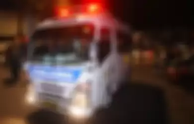 Ambulans sedan bertugas (Ilustrasi)