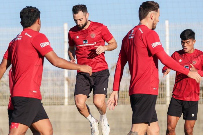 Jordi Amat bergabung ke TC Timnas Indonesia di Turki.