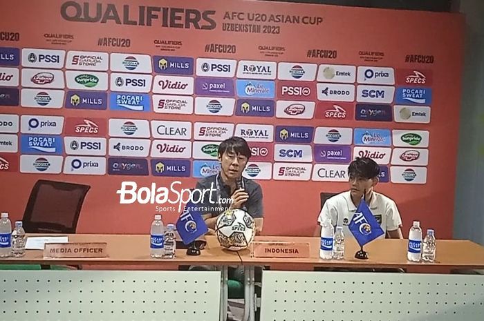 Shin Tae-yong pasca timnas U-20 Indonesia menang 5-1 atas Hong Kong dalam laga kedua grup F Kualifikasi Piala Asia U-20 2023.