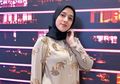 Tampil Santun dan Syar'i Saat Hadiri Acara Fashion Show, Fairuz A Rafiq Kepergok Bawa Tas Mewah Seharga Rp289 Juta