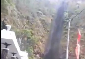 Air Terjun Sedudo di Nganjuk Berubah Menjadi Warna Hitam, Ternyata Ini Penyebabnya!