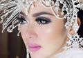 Antara Susuk dan Ultherapy, Peramal Ungkap Rahasia Kecantikan Syahrini