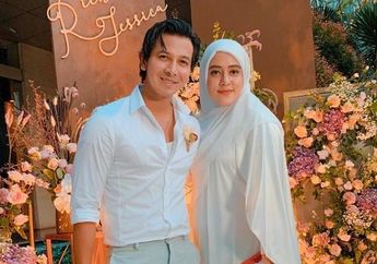 Belikan Mobil Miliaran Rupiah untuk Fairuz A Rafiq, Sonny Septian : Rezeki Suami Berasal dari Doa Istri Solehah