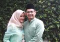 Suaminya Resmi Jadi Anggota Dewan, Istri Tommy Kurniawan Tampil Cantik nan Anggun Saat Dampingi di Pelantikan