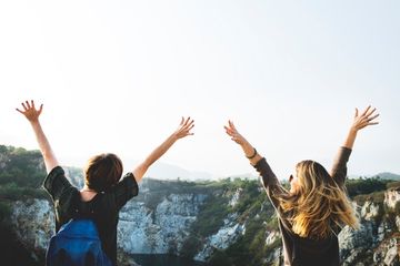 Sayangi Diri Sendiri Ini 5 Tips Self Love Biar Kalian Lebih Bahagia Semua Halaman Hai