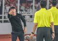 3 Ekspresi Kekecewaan Shin Tae-yong Lihat Indonesia Lolos Semifinal Piala AFF 2022 dengan Kurang Bagus