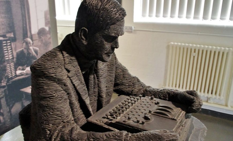 GCHQ apologises for 'horrifying' treatment of Alan Turing and  discrimination against other LGBT people, The Independent