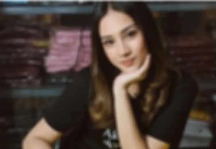 Blak-blakan Tak Bisa Sendirian, Anya Geraldine Ngaku Tak Pernah Lama Menjomblo, padahal Melajang Punya Banyak Manfaat Bagi Kesehatan Loh, Kok Bisa?
