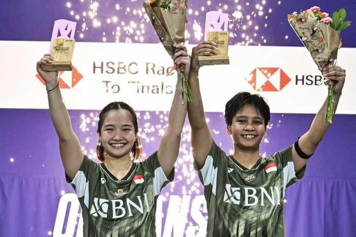 Ganda putri Indonesia, Meilysa Trias Puspitasari/Rachel Allessya Rose berdiri di podium tertinggi pada Orleans Masters 2024 
