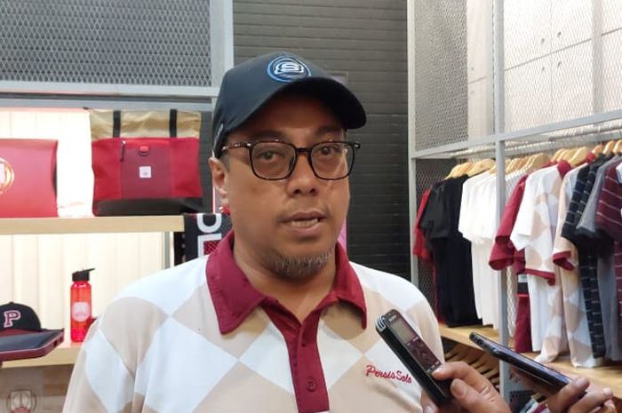 Manajer Persis Solo, Chairul Basalamah, saat ditemui di Persis Store, Selasa (8/1/2023).