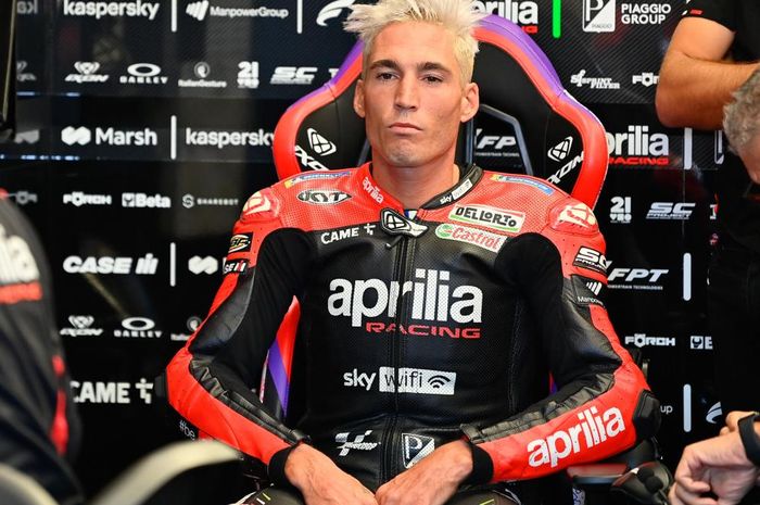 Aleix Espargaro mengaku heran pada perlakuan KTM pada juara dunia Moto2 2021, Remy Gardner.