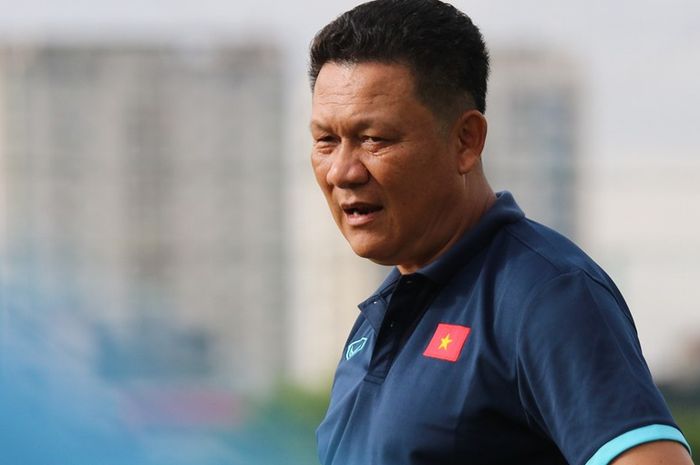 Pelatih Timnas U-16 Vietnam, Nguyen Quoc Tuan.