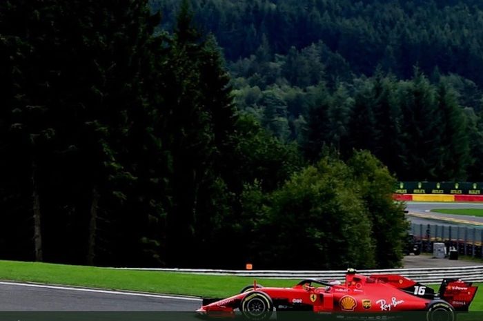 Pembalap Ferrari, Charles Leclerc, memenangi balapan seri ke-13 Formula 1 GP Belgia di Sirkuit Spa-Francorchamps, 1 September 2019.