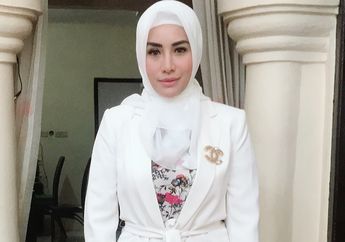 Tak Mau Jadi Istri Pejabat hingga Lepas Hijab, Selebriti Cantik Ini Dagang Nasi Liwet agar Dapur Tetap Ngebul
