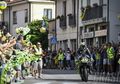 Valentino Rossi Wujudkan Mimpi Keliling Kampung Halaman Pakai Motor Balap