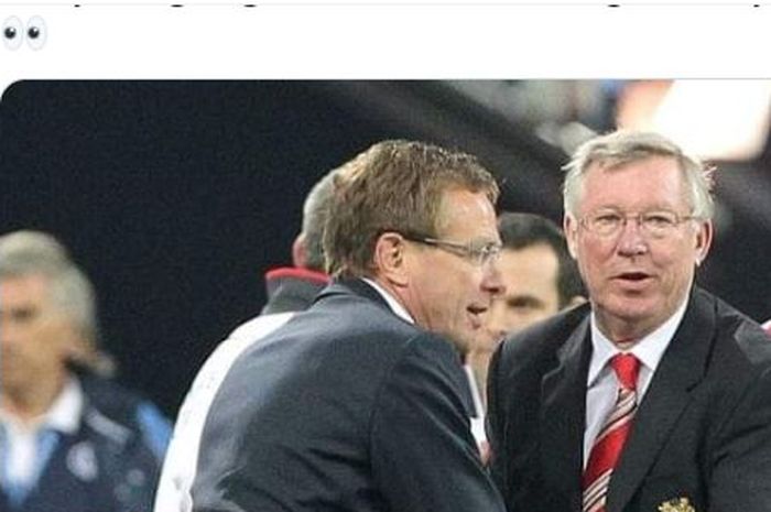 Ralf Rangnick bersama Sir Alex Ferguson dalam partai Liga Champions antara Schalke vs Manchester United pada 2011.