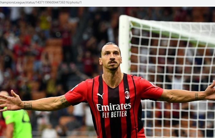 Zlatan Ibrahimovic melakukan comeback manis dengan mencetak gol ke gawang Lazio pada laga pekan ketiga Liga Italia  2021-2022.